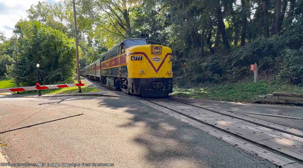 CVSR 6777 clears Hickory St.